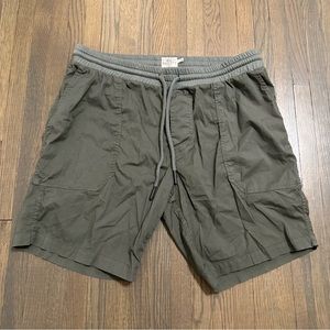 Faherty brand green shorts